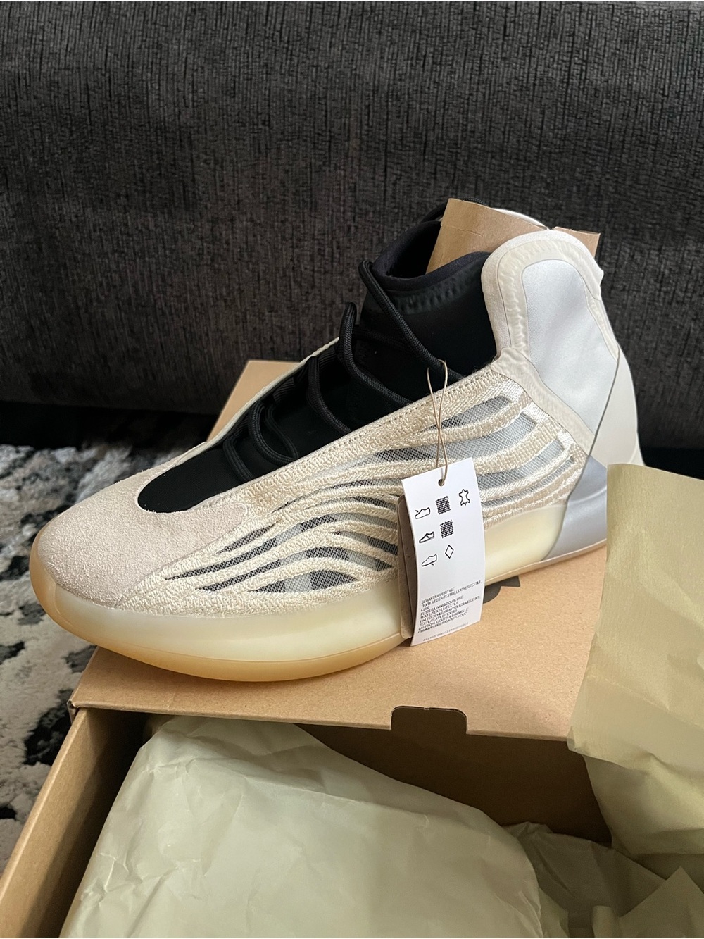 Yeezy quantum Men’s size 12